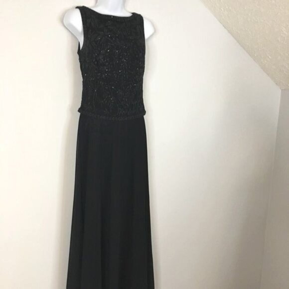 Tadashi Shoji Dresses & Skirts - Tadashi Shoji Evening Gown 2 PC Beaded Sz 4 Black Special Occasion Maxi Dress